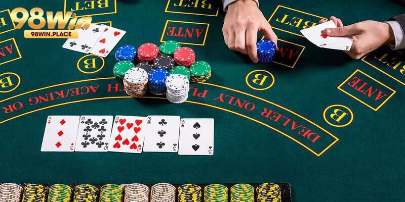 Cách chơi Poker 98Win chi tiết cho tân binh